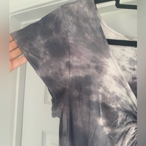 American Eagle Tie-Dye Keyhole Romper - Picture 4 of 6